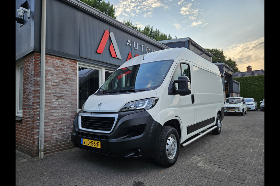 Peugeot Boxer 330 2.2 BlueHDi 140 L2H2 Premium Trekhaak! Airco! NAP! Cruise Control! Nette Bus!