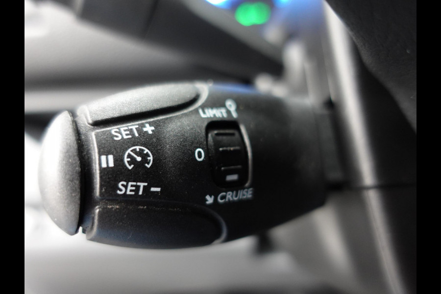 Opel Vivaro-e L3H1 Edition 75 kWh Automaat Airco Navigatie Cruise Control WLTP 317 km actieradius