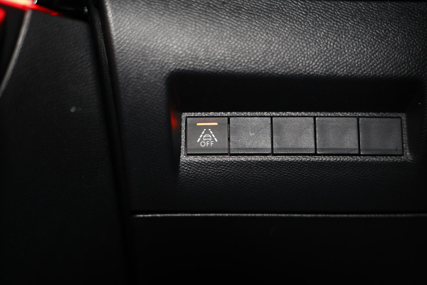Peugeot 208 1.2 PureTech GT-Line AVM AUTOMAAAT PANO NAVI DRAADLS OPLADEN TOPSTAAT ! 2020