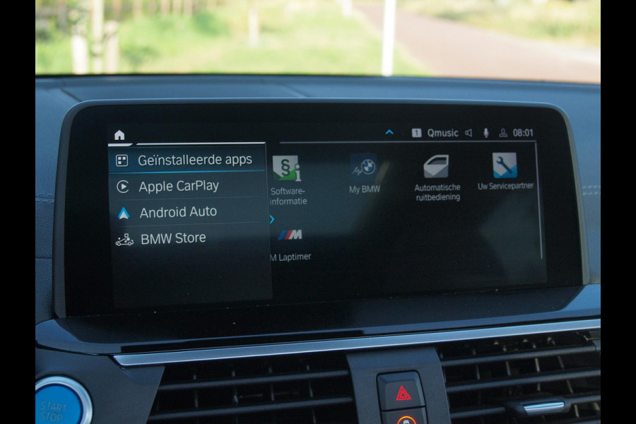 BMW iX3 High Executive 80 kWh | Panoramadak | Head-Up Display | Harman Kardon | Sfeerverlichting | ACC | Apple Carplay |