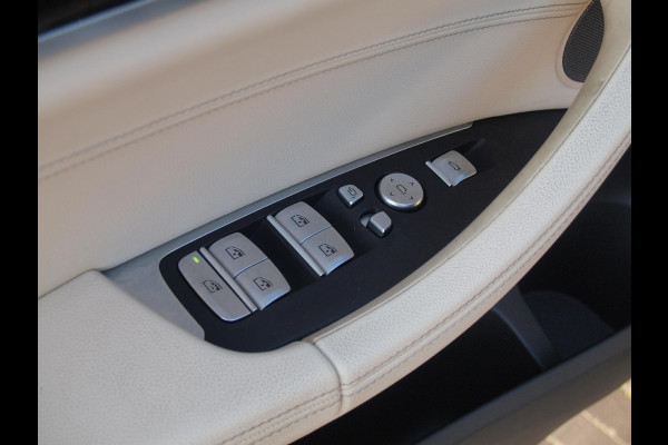 BMW iX3 High Executive 80 kWh | Panoramadak | Head-Up Display | Harman Kardon | Sfeerverlichting | ACC | Apple Carplay |