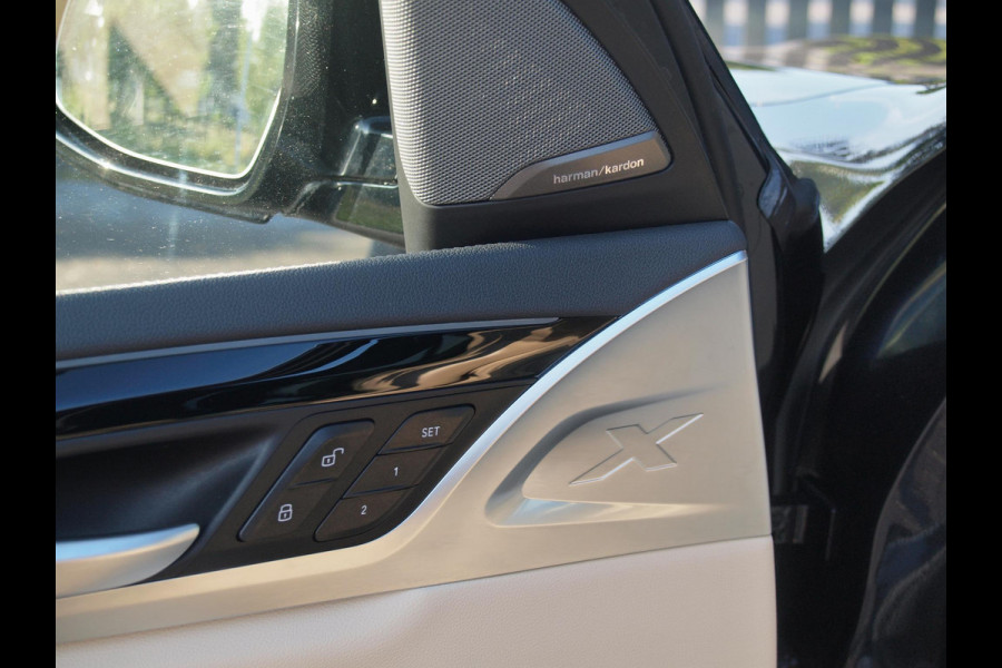 BMW iX3 High Executive 80 kWh | Panoramadak | Head-Up Display | Harman Kardon | Sfeerverlichting | ACC | Apple Carplay |