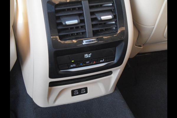 BMW iX3 High Executive 80 kWh | Panoramadak | Head-Up Display | Harman Kardon | Sfeerverlichting | ACC | Apple Carplay |