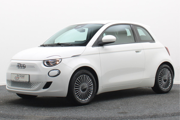 Fiat 500E Icon 42 kWh Virtual Cockpit, Cruise, Apple Carplay, Lane Assist, Climate, DAB, LED, 16''