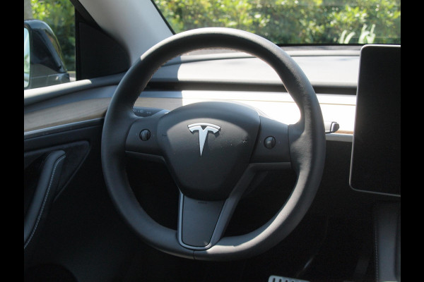 Tesla Model Y Performance AWD 75 kWh 450PK | Panoramadak | Camera | Trekhaak | Full Self Driving Computer 3 |