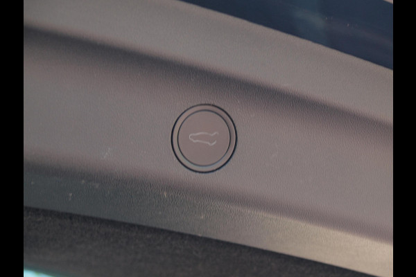 Tesla Model Y Performance AWD 75 kWh 450PK | Panoramadak | Camera | Trekhaak | Full Self Driving Computer 3 |