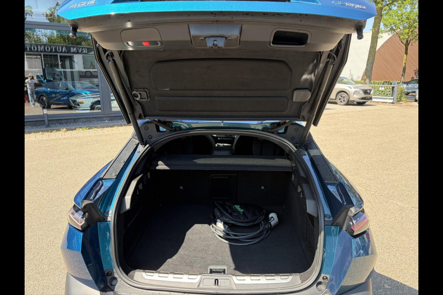 Peugeot 408 1.6 HYbrid GT 225 EAT8 First Edition FULL OPTION!| PANO| FOCAL AUDIO| MEMORY STOEL| 360 CAMERA| ADAPTIVE CRUISE CONTROL| STOEL + STUURVERWARMING| ELEKTRISCHE ACHTERKLEP| RIJKLAAR GELEVERD INCL. 12 MND BOVAG GARANTIE