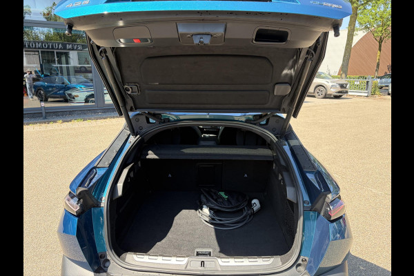 Peugeot 408 1.6 HYbrid GT 225 EAT8 First Edition FULL OPTION!| PANO| FOCAL AUDIO| MEMORY STOEL| 360 CAMERA| ADAPTIVE CRUISE CONTROL| STOEL + STUURVERWARMING| ELEKTRISCHE ACHTERKLEP| RIJKLAAR GELEVERD INCL. 12 MND BOVAG GARANTIE