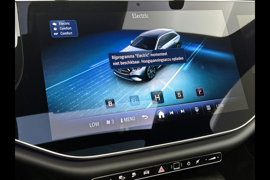 Mercedes-Benz E-Klasse Estate 300 e Sport Edition | AMG Line | Panorama dak | Burmester® 4D surround sound system | Widescreen | Apple CarPlay Inclusief 24 maanden MB Certified garantie voor Europa.