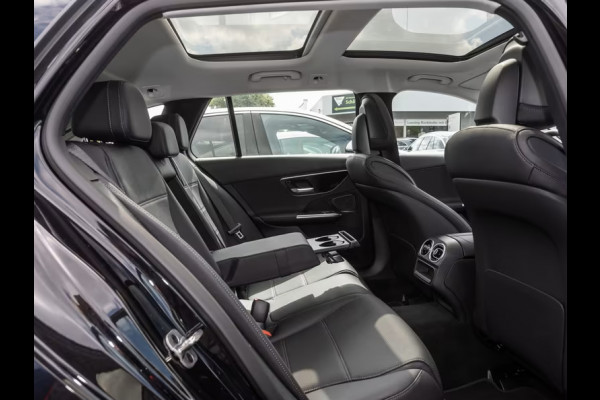 Mercedes-Benz C-Klasse Estate 300e T AVANTGARDE ** LED, PANO, DISTR. MEMORY, WINTER & SPIEGEL-PACK ** Ex MB-AG - 3.425km (!) ** ** INFORMEER OOK NAAR ONZE AANTREKKELIJKE FINANCIAL-LEASE TARIEVEN **