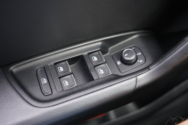 Audi A1 Sportback 30 TFSI Pro Line|Prijs rijklaar incl. 12 mnd garantie| Carplay/Android auto LMV DAB Bluetooth Airco Cruise