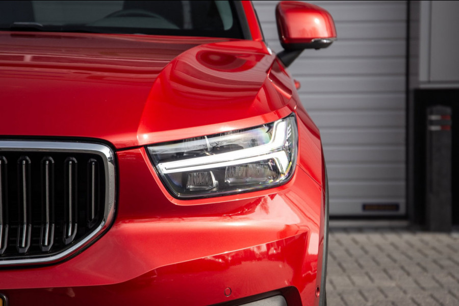 Volvo XC40 1.5 T5 Recharge Inscription / SOH 88% / Trekhaak / Panorama / 360 Camera