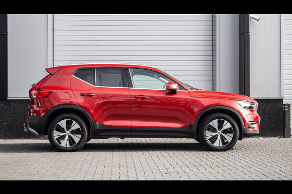 Volvo XC40 1.5 T5 Recharge Inscription / SOH 88% / Trekhaak / Panorama / 360 Camera