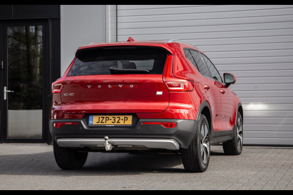 Volvo XC40 1.5 T5 Recharge Inscription / SOH 88% / Trekhaak / Panorama / 360 Camera