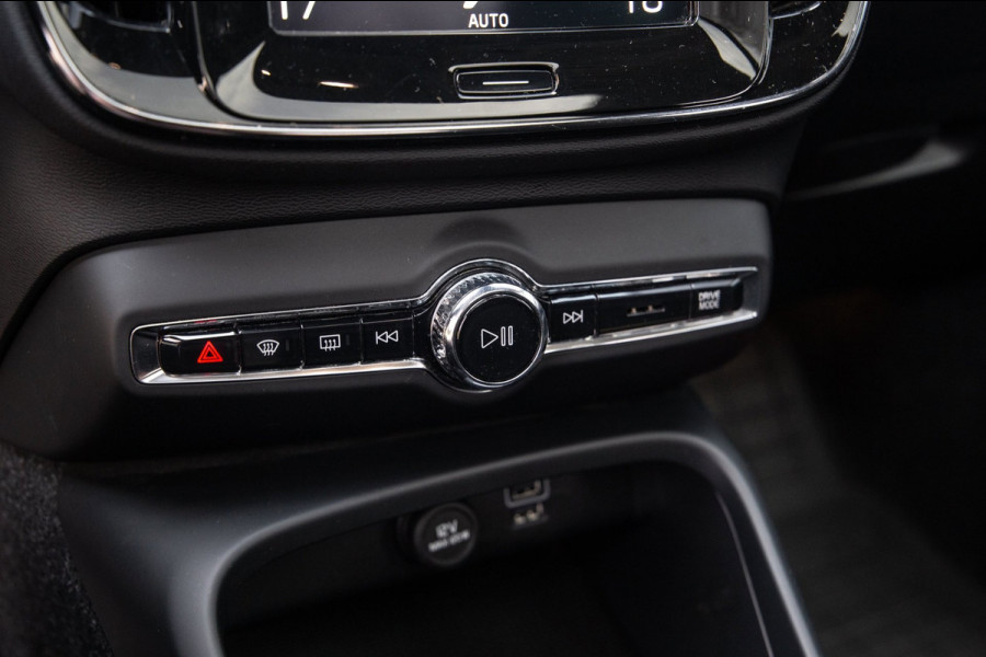 Volvo XC40 1.5 T5 Recharge Inscription / SOH 88% / Trekhaak / Panorama / 360 Camera