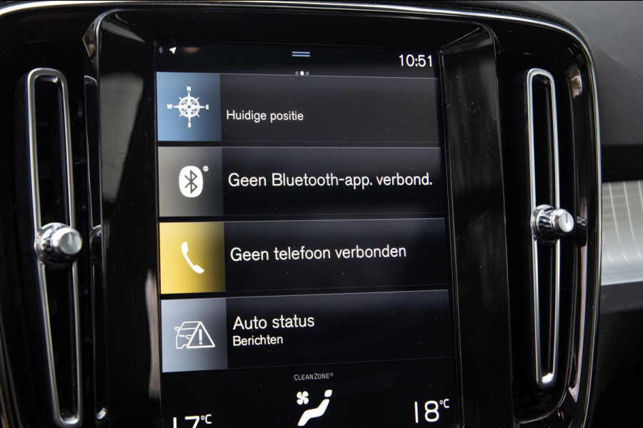 Volvo XC40 1.5 T5 Recharge Inscription / SOH 88% / Trekhaak / Panorama / 360 Camera