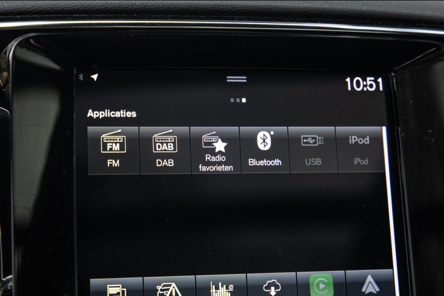Volvo XC40 1.5 T5 Recharge Inscription / SOH 88% / Trekhaak / Panorama / 360 Camera