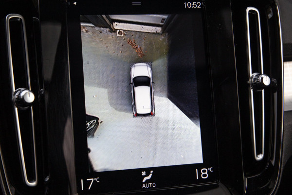 Volvo XC40 1.5 T5 Recharge Inscription / SOH 88% / Trekhaak / Panorama / 360 Camera