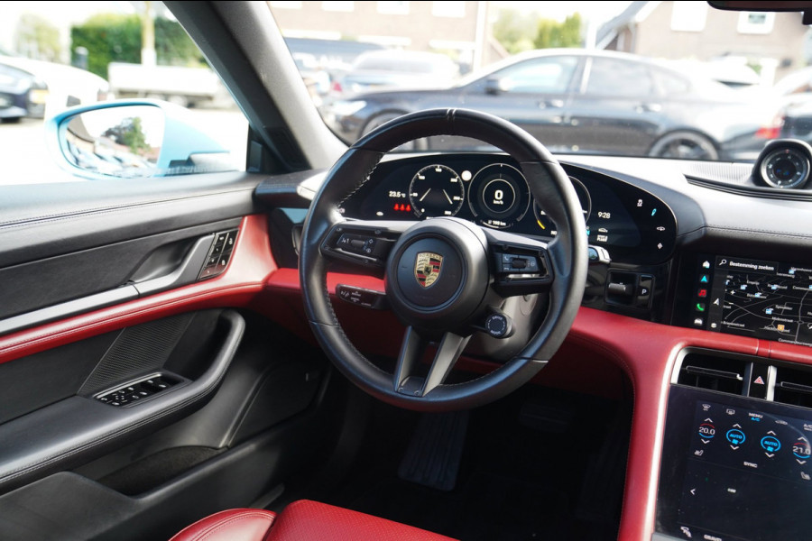 Porsche Taycan Cross Turismo 4S 93 kWh | 4 Wiel besturing | Bose | Camera | Ijsblauw Metallic | 490PK