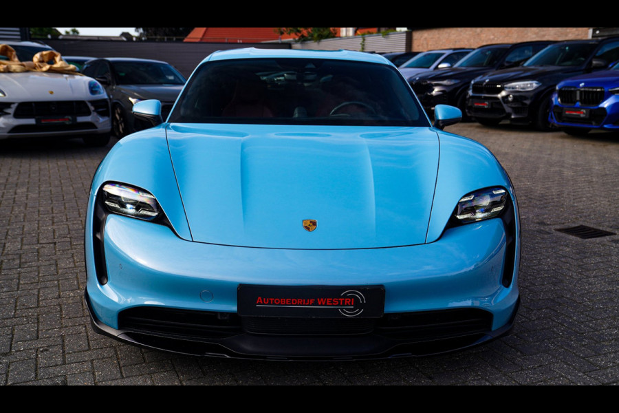 Porsche Taycan Cross Turismo 4S 93 kWh | 4 Wiel besturing | Bose | Camera | Ijsblauw Metallic | 490PK