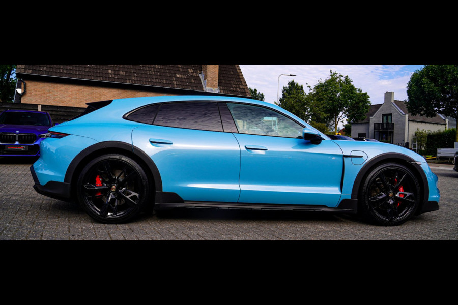 Porsche Taycan Cross Turismo 4S 93 kWh | 4 Wiel besturing | Bose | Camera | Ijsblauw Metallic | 490PK
