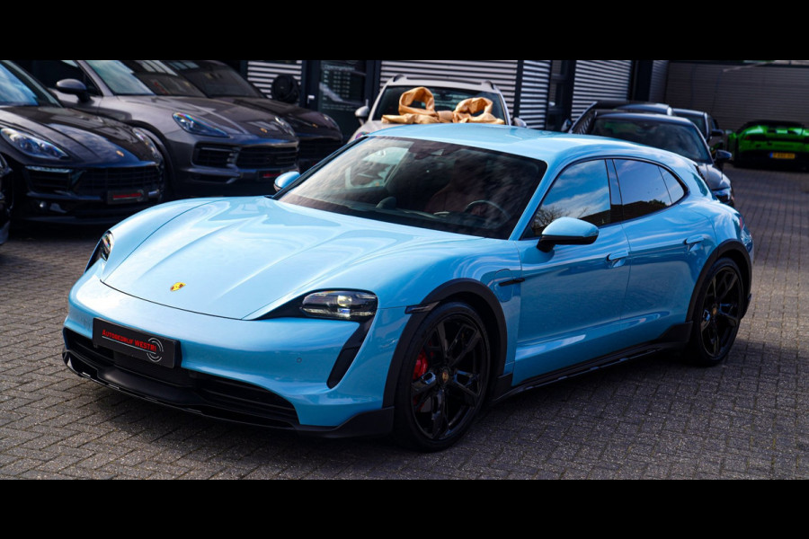 Porsche Taycan Cross Turismo 4S 93 kWh | 4 Wiel besturing | Bose | Camera | Ijsblauw Metallic | 490PK