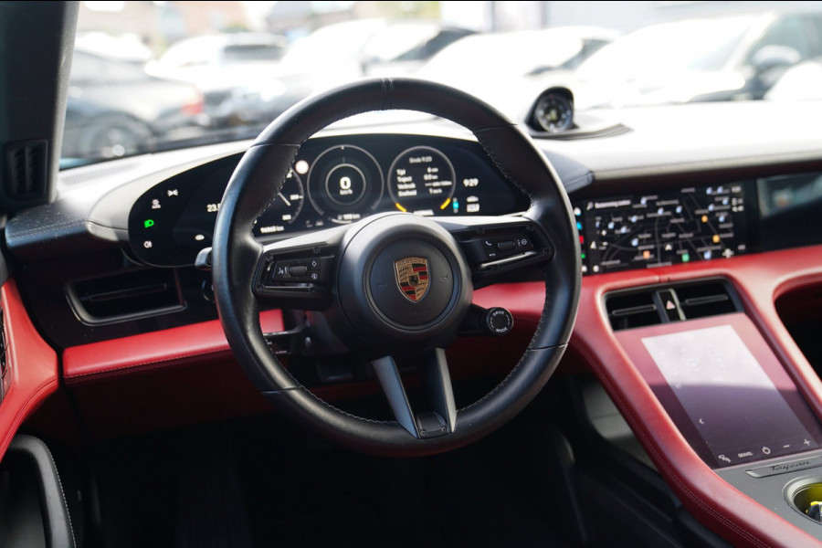 Porsche Taycan Cross Turismo 4S 93 kWh | 4 Wiel besturing | Bose | Camera | Ijsblauw Metallic | 490PK
