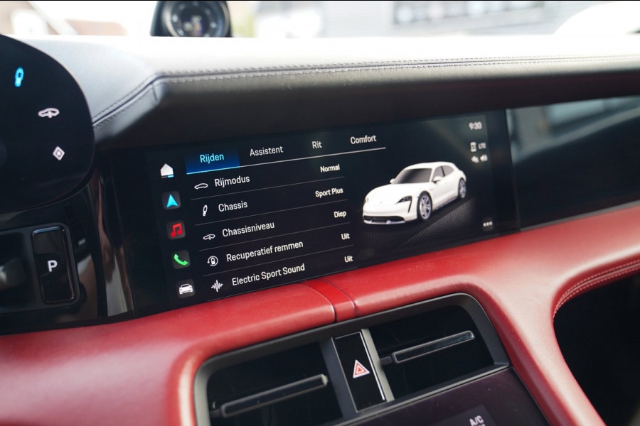 Porsche Taycan Cross Turismo 4S 93 kWh | 4 Wiel besturing | Bose | Camera | Ijsblauw Metallic | 490PK