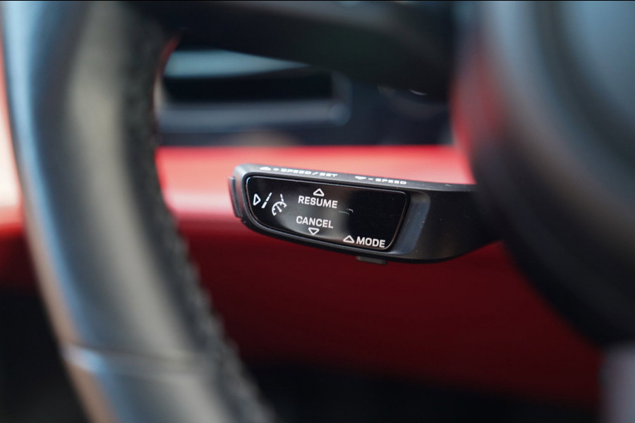 Porsche Taycan Cross Turismo 4S 93 kWh | 4 Wiel besturing | Bose | Camera | Ijsblauw Metallic | 490PK