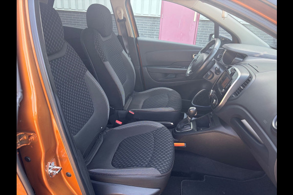 Renault Captur 1.2 TCe Intens / automaat / trekhaak
