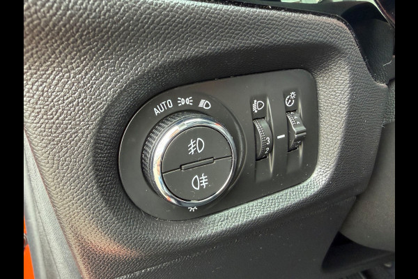 Opel Corsa 1.2 Elegance / CarPlay /