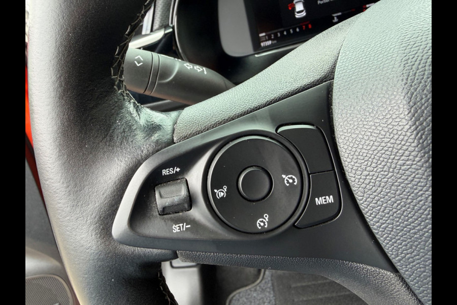 Opel Corsa 1.2 Elegance / CarPlay /