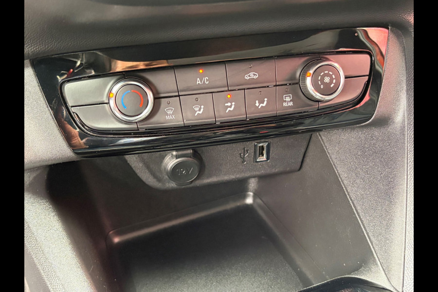 Opel Corsa 1.2 Elegance / CarPlay /