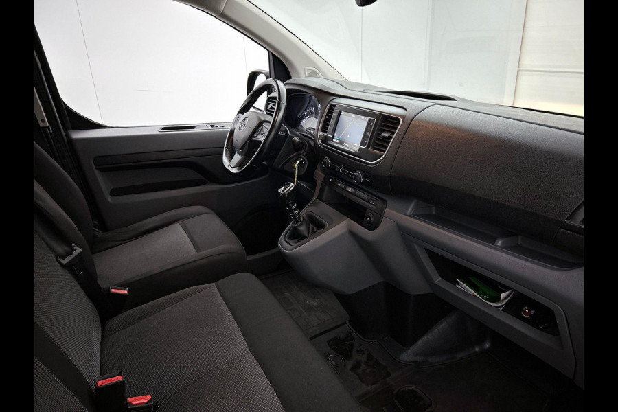 Opel Vivaro 1.5 CDTI L3H1 Edition Dubbele Cabine Airco Navigatie Bluetooth Parkeersensoren Camera Trekhaak