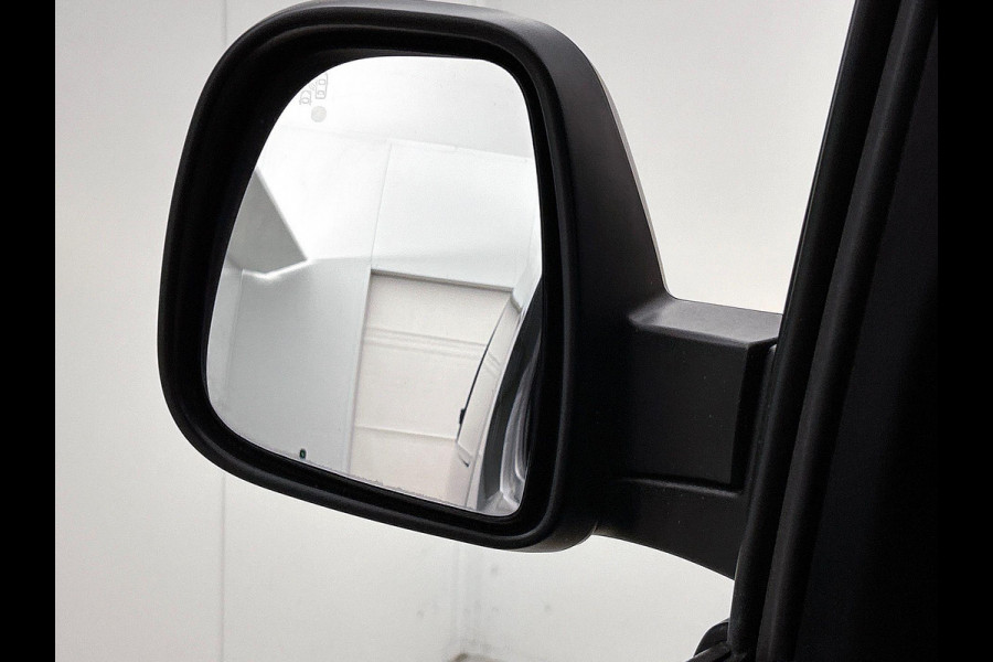 Opel Vivaro 1.5 CDTI L3H1 Edition Dubbele Cabine Airco Navigatie Bluetooth Parkeersensoren Camera Trekhaak