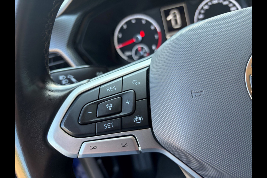 Volkswagen T-Cross 1.0 TSI Life Business / carplay