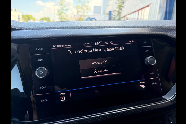 Volkswagen T-Cross 1.0 TSI Life Business / carplay