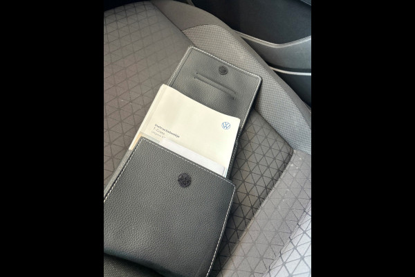 Volkswagen T-Cross 1.0 TSI Life Business / carplay