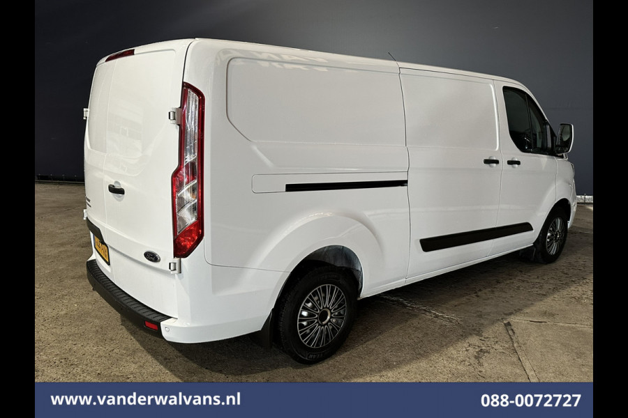 Ford Transit Custom 2.0 TDCI L2H1 Euro6 Airco | Camera | Navigatie | Apple Carplay | Cruisecontrol | LED Android Auto, Stoelverwarming, Verwarmde voorruit, Parkeersensoren, Bijrijdersbank, 2800kg trekvermogen