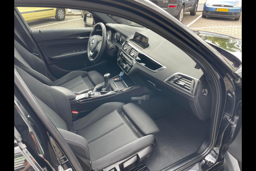 BMW 1-serie 116i Edition Sport Line Shadow Executive
