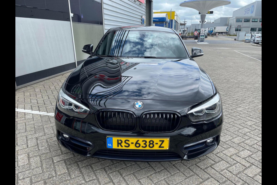 BMW 1-serie 116i Edition Sport Line Shadow Executive