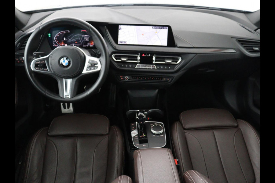 BMW 2 Serie Gran Coupé 218i High Executive Edition M-sport | Leder | Full LED | Stoelverwarming | Camera | Park assist | Carplay | Sfeerverlichting | Climate control | Cruise control |