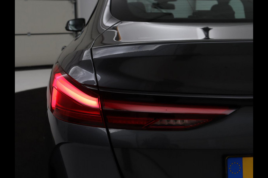 BMW 2 Serie Gran Coupé 218i High Executive Edition M-sport | Leder | Full LED | Stoelverwarming | Camera | Park assist | Carplay | Sfeerverlichting | Climate control | Cruise control |