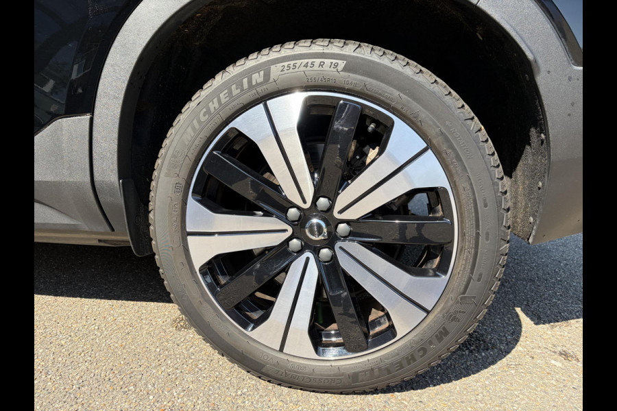 Volvo XC40 Recharge Core 70 kWh SOH 96% | ACHTERUITRIJCAMERA| WARMTEPOMP| STOEL + STUURVERWARMING