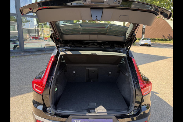 Volvo XC40 Recharge Core 70 kWh SOH 96% | ACHTERUITRIJCAMERA| WARMTEPOMP| STOEL + STUURVERWARMING