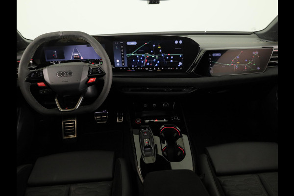 Audi A5 Avant RS 5 e-hybrid quattro | Panoramadak | Keramische remmen | Carbon pakket | RS Design pakket | Head Up display |