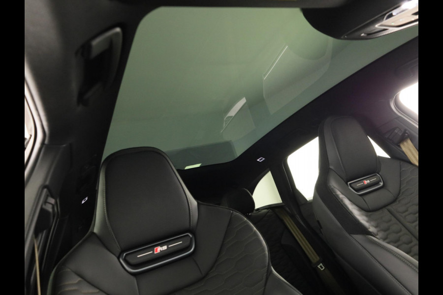Audi A5 Avant RS 5 e-hybrid quattro | Panoramadak | Keramische remmen | Carbon pakket | RS Design pakket | Head Up display |
