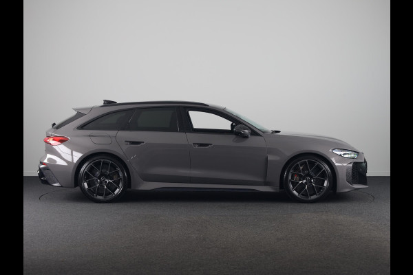 Audi A5 Avant RS 5 e-hybrid quattro | Panoramadak | Keramische remmen | Carbon pakket | RS Design pakket | Head Up display |