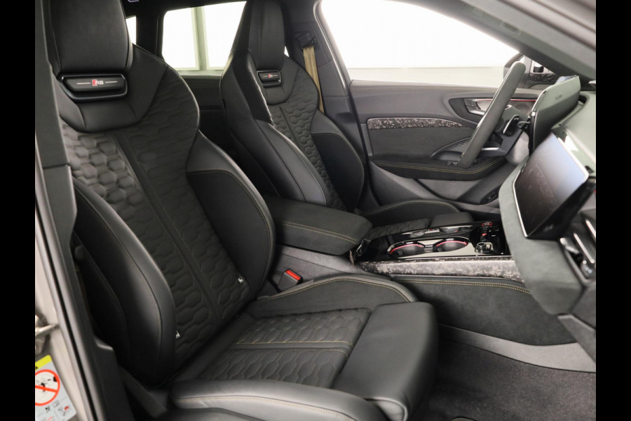 Audi A5 Avant RS 5 e-hybrid quattro | Panoramadak | Keramische remmen | Carbon pakket | RS Design pakket | Head Up display |
