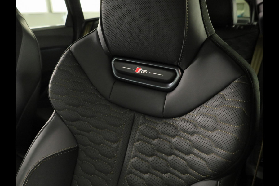 Audi A5 Avant RS 5 e-hybrid quattro | Panoramadak | Keramische remmen | Carbon pakket | RS Design pakket | Head Up display |